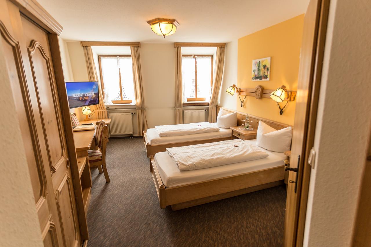Hotel Löwen Randersacker Exteriör bild